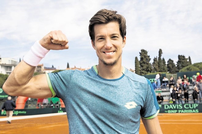 Bedene zapravil lepo vodstvo