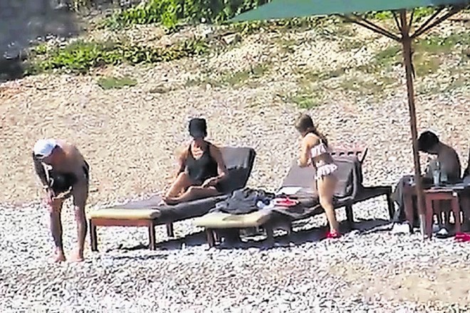 Družina Beckham na plaži v Črni gori