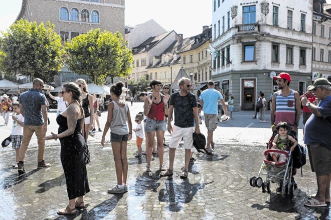 V Ljubljani se na kratko lahko osvežite tudi na Prešernovem trgu.