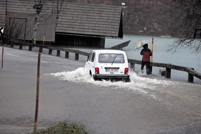 Obilno deževje, ki lahko povzroči poplave, Bohinj in okolico doleti vsakih nekaj let, zato je pomembno, da so vodotoki...