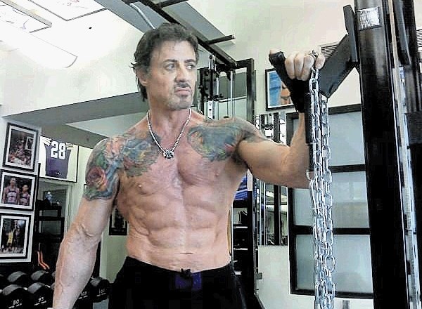 Sylvester Stallone  je na Hrvaškem izvedel manjšo kamuflažno akcijo.