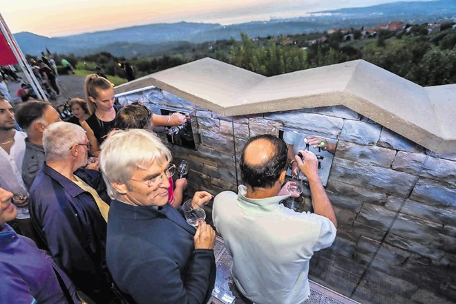 Vinsko fontano v Marezigah je v prvem letu delovanja obiskalo več kot 20.000 ljudi.