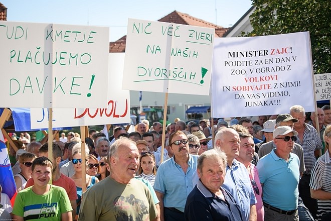 Depolitizacija problematike zveri