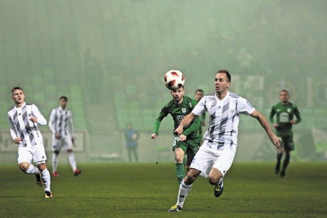 Ko Mura gostuje pri Olimpiji v Stožicah, ima vedno tudi zelo veliko podporo navijačev na tribunah.