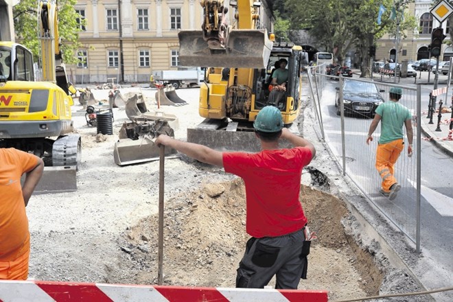 Kaj ugotovi upokojenec, ko z regresom v žepu prekrižari Slovenijo