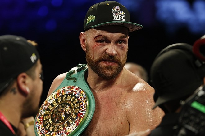 #video Tyson Fury ostaja neporažen