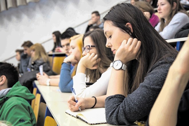 Znano je, da so številne fakultete zakon o visokem šolstvu interpretirale po svoje in vpisovale poklicne maturante vseh...