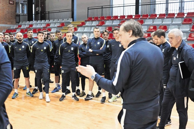 Nogometaši Olimpije so včeraj še trenirali v Ljubljani, danes pa se odpravljajo na  priprave v Turčijo.