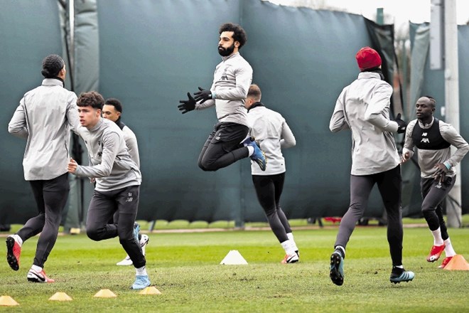 Liverpool proti Atleticu ne bo mogel računati na vratarja Alissona, se pa v moštvo vrača vezist Jordan Henderson.