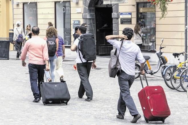 Trg potencialnih gostov bo  bistveno manjši, zato bodo morali biti hotelirji  agresivni in vztrajni pri promociji naše...