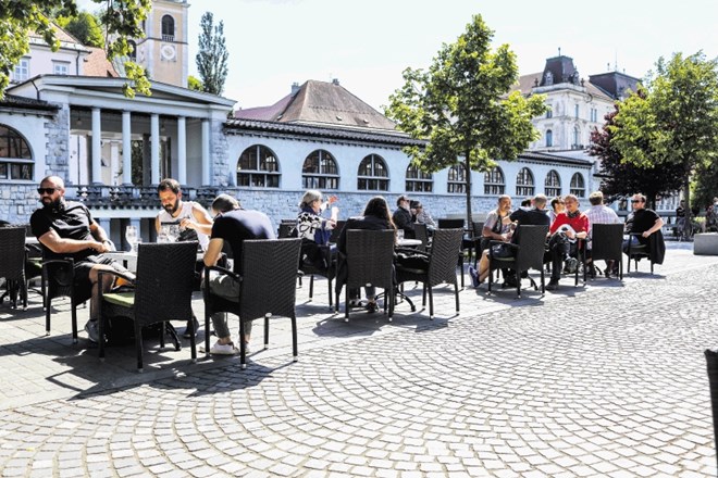 Tudi mali gostinci in delodajalci v turizmu za podaljšanje čakanja na delo do konca leta