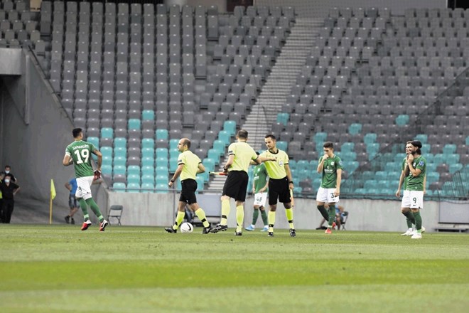 Nogometni klub Olimpija je eden od petih prvoligašev, ki so zaradi okužbe z novim virusom že prestali karanteno.