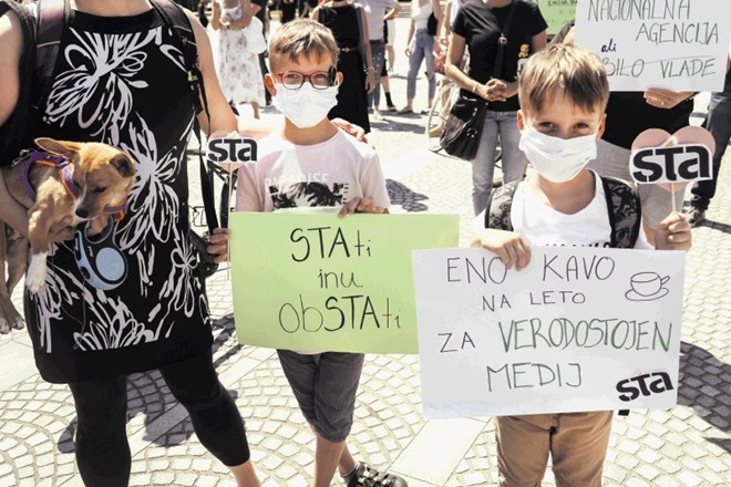 Vlada od nadzornega sveta STA pričakuje, da bo razrešil direktorja agencije Bojana Veselinoviča. Na fotografiji lanski...