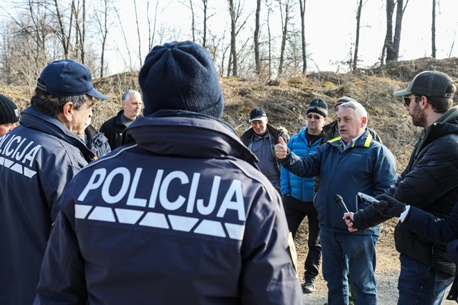 MNZ: Delež pritožb zoper delo policistov majhen glede na število izvedenih postopkov