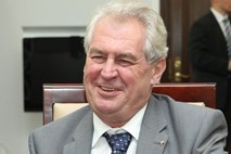 Češki predsednik Miloš Zeman o terorizmu, getih in drugih nevarnostih, ki jih prinašajo begunci