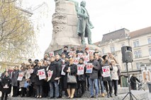 Pred referendumom o manjšini: Čas je, da vstanemo s foteljev