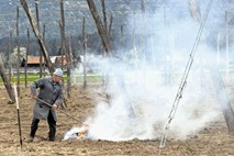 Nevarni delci PM10: V Sloveniji spet bolj zadušljivo