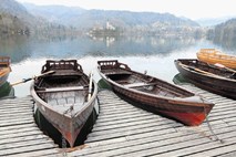 Plastika se vrača v čolnarne, varuhi narave ogorčeni