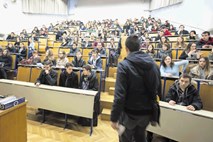 Bruseljska zaušnica Cerarju glede pokojninske reforme