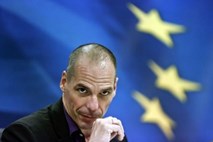 Janis Varufakis  o ustvarjanju političnih pošasti