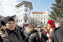 Turistične vodnike obiskovalci včasih spraševali o višini Triglava, danes o višini pokojnine