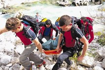 Največ utopitev se zgodi v naravi in domačih bazenih