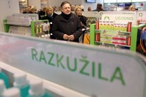 Farmacevtka ovadila kriminalista, ki sta jo zaslišala