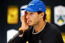 Nadal obnovil poškodbo kolena