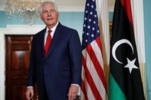 »Rexita« v Beli hiši ne bo, Trump tvitnil, da Tillerson ostaja