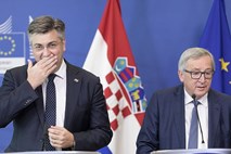 Junckerjev valentinov poljub za Plenkovića