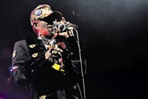 Kritika koncerta Lee Perry - Scratch in Mad Professor: Utrujeno, a prijetno