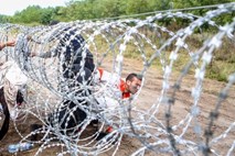 Koprski policisti prijeli državljana Kosova, ki je tihotapil ilegalne migrante