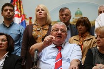 Zaradi Šešlja prepoved vseh shodov v Hrtkovcih