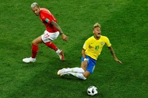 Neymar z bolečinami v gležnju odšepal s treninga