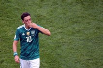 Özil za svoje slovo od nemške vrste okrivil rasizem