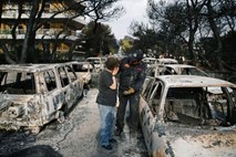 #foto Oranžno nebo nad peklensko Grčijo