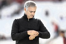 Joseju Mourinhu se izteka čas na klopi Uniteda