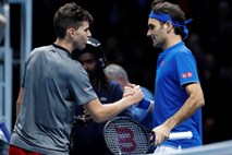 Federer v Londonu boljši od Thiema 