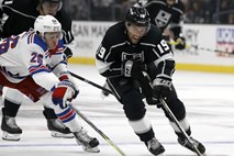 #video LA Kings so se z visoko zmago znebili naziva najslabše ekipe