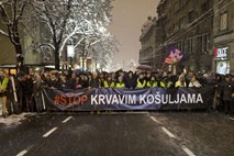 #foto V Beogradu znova protest proti Vučićevemu avtokratskemu vladanju