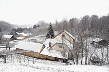 Življenje ob meji: Fala bougi, ka smo ob meji. Avstrija nas rešavle