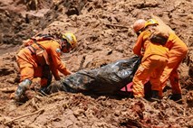 Število žrtev zrušenja jezu v Braziliji naraslo na 84