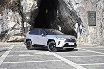 Novost naprodaj: Toyota RAV4