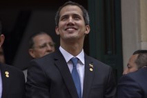 Guaido pozval k protestom, dokler Maduro ne odstopi