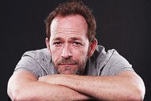 Luke Perry, Dylan iz nanizanke Beverly Hills, hospitaliziran zaradi kapi