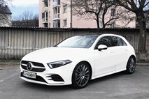 Mercedes-Benz A 200 AMG line 7G-DCT: Mirno sedi na prestolu in čaka junaka