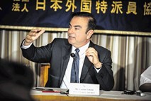 Ghosn zaradi prekinitve pogodbe toži Nissan in Mitsubishi