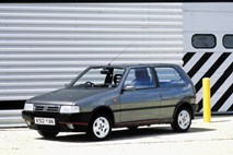 Fiat uno: Starši so se prepozno zavedeli razmer