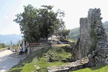 Brezplačni vodeni pohod na stari grad