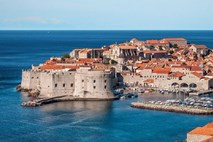 Oborožen rop kombija z denarjem na dubrovniškem letališču